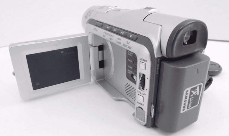 Camescope CANON MD111 PAL Mini DV-35x Optical Zoom-Argent. - Label Emmaüs