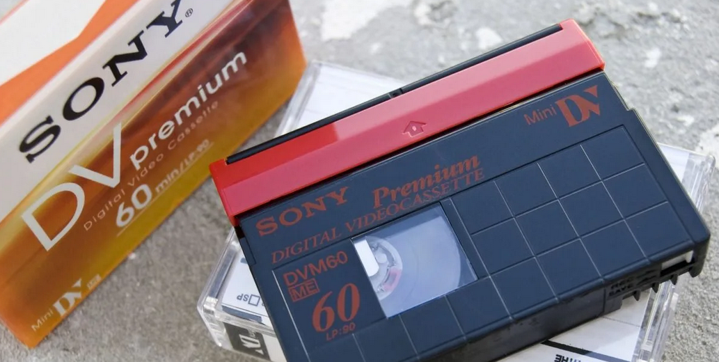 cassette Mini-DV avec son emballage