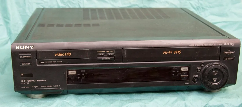 combiné VHS HI8 Sony